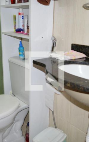 Casa à venda com 89m², 2 quartos e 1 vagaBanheiro