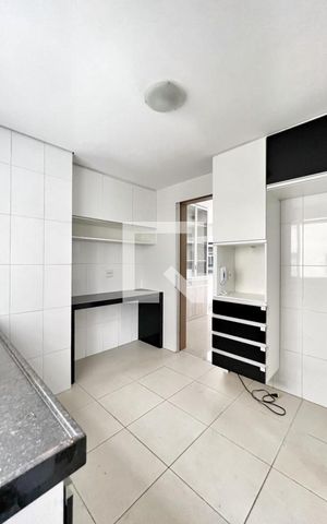Apartamento à venda com 180m², 4 quartos e 3 vagasCozinha