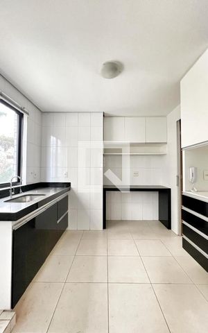 Apartamento à venda com 180m², 4 quartos e 3 vagasCozinha