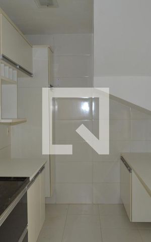 Casa à venda com 131m², 3 quartos e 2 vagasCozinha
