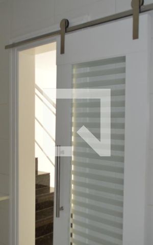 Casa à venda com 131m², 3 quartos e 2 vagasCozinha