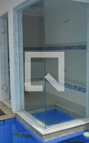 Casa à venda com 131m², 3 quartos e 2 vagasSauna