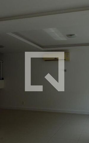Casa à venda com 131m², 3 quartos e 2 vagasSala