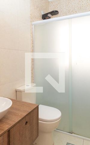 Casa para alugar com 270m², 5 quartos e 2 vagasBanheiro 4