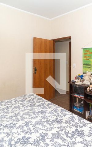 Casa para alugar com 270m², 5 quartos e 2 vagasQuarto 4