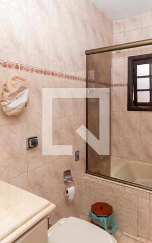 Casa para alugar com 270m², 5 quartos e 2 vagasBanheiro da Suíte 1