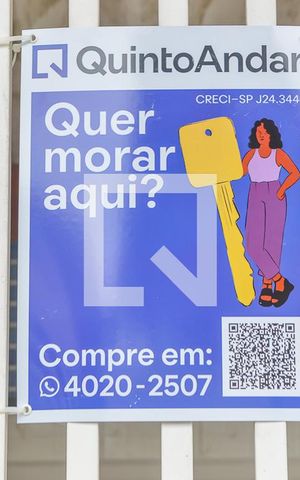Casa à venda com 240m², 2 quartos e 3 vagas Casa à venda com 240m², 2 quartos e 3 vagasPlaca
