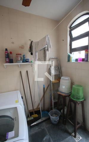 Casa à venda com 429m², 4 quartos e 3 vagasÁrea de Serviço