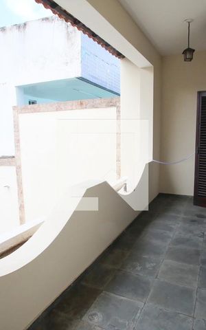 Casa à venda com 429m², 4 quartos e 3 vagasVaranda da Suíte 1