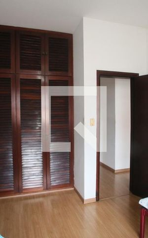 Casa à venda com 429m², 4 quartos e 3 vagasQuarto 3