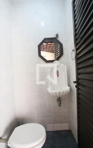 Casa à venda com 429m², 4 quartos e 3 vagasLavabo da Churrasqueira