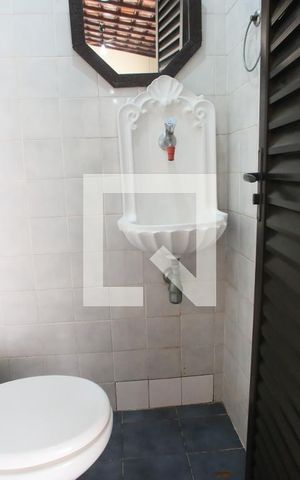 Casa à venda com 429m², 4 quartos e 3 vagasLavabo da Churrasqueira