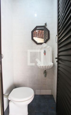 Casa à venda com 429m², 4 quartos e 3 vagasLavabo da Churrasqueira