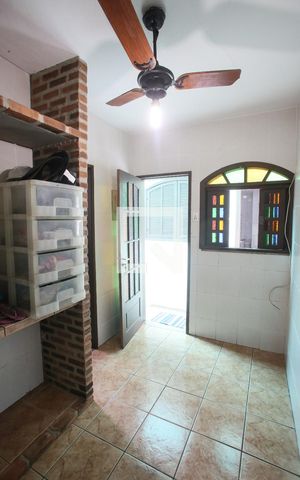 Casa à venda com 429m², 4 quartos e 3 vagasQuarto de Serviço