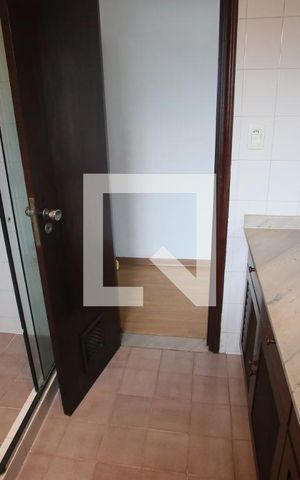 Casa à venda com 429m², 4 quartos e 3 vagasBanheiro Social