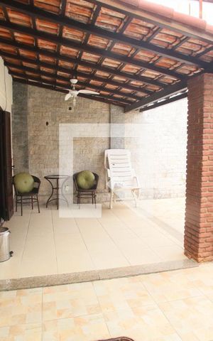 Casa à venda com 429m², 4 quartos e 3 vagasVaranda dos Fundos