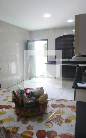 Casa à venda com 429m², 4 quartos e 3 vagasCozinha
