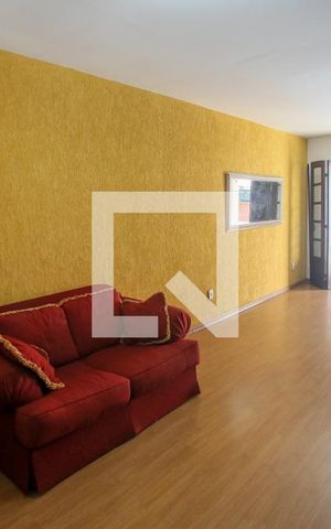 Casa à venda com 429m², 4 quartos e 3 vagasSala