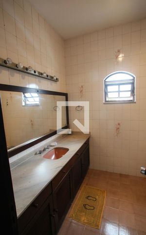 Casa à venda com 429m², 4 quartos e 3 vagasBanheiro Social