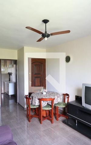 Apartamento para alugar com 80m², 2 quartos e 1 vagaSala