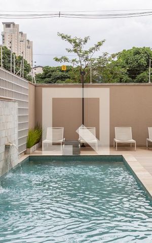 Apartamento para alugar com 34m², 2 quartos e sem vaga Apartamento para alugar com 34m², 2 quartos e sem vagaÁrea comum - Piscina
