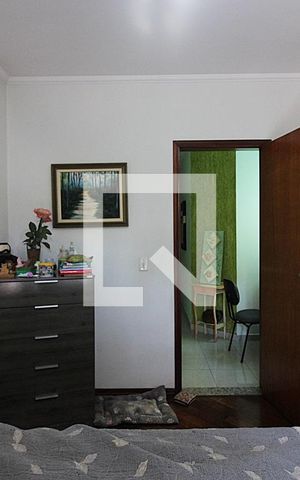 Casa à venda com 171m², 3 quartos e 2 vagasSuíte 1
