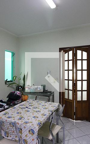 Casa à venda com 171m², 3 quartos e 2 vagasCopa e Cozinha 