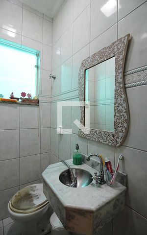 Casa à venda com 171m², 3 quartos e 2 vagasLavabo 