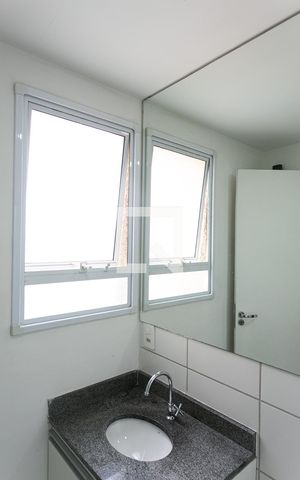 Apartamento para alugar com 48m², 2 quartos e 1 vagaBanheiro