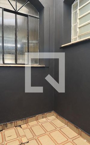 Casa à venda com 190m², 4 quartos e 2 vagas Casa à venda com 190m², 4 quartos e 2 vagasQuintal