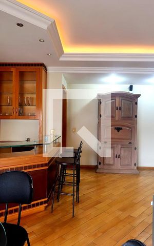 Apartamento à venda com 245m², 4 quartos e 4 vagasSala