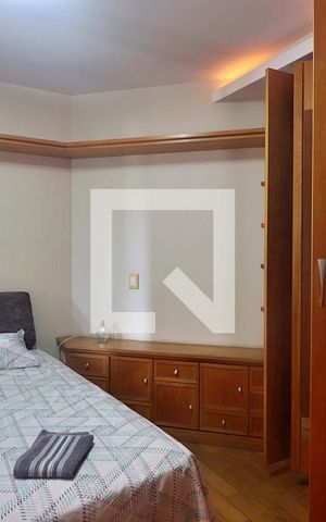 Apartamento à venda com 245m², 4 quartos e 4 vagasQuarto 2