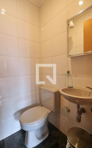 Apartamento à venda com 245m², 4 quartos e 4 vagasBanheiro de serviço