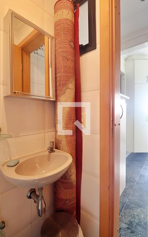 Apartamento à venda com 245m², 4 quartos e 4 vagasBanheiro de serviço