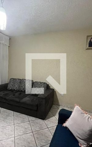 Casa à venda com 88m², 3 quartos e 2 vagasSala