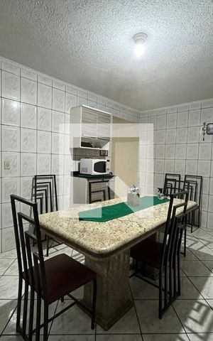 Casa à venda com 88m², 3 quartos e 2 vagasCozinha