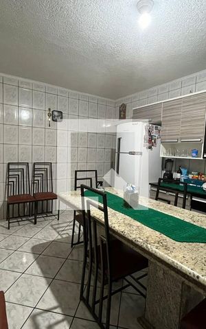 Casa à venda com 88m², 3 quartos e 2 vagasCozinha