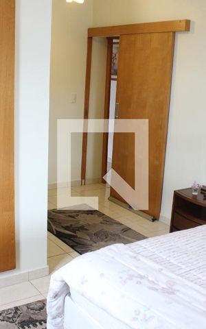 Apartamento para alugar com 200m², 3 quartos e 1 vagaSuíte 2