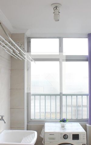 Apartamento para alugar com 200m², 3 quartos e 1 vagaÁrea de Serviço