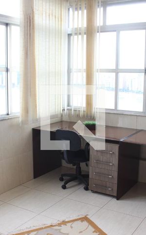 Apartamento para alugar com 200m², 3 quartos e 1 vagaEscritório