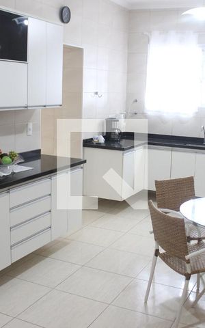 Apartamento para alugar com 200m², 3 quartos e 1 vagaCozinha
