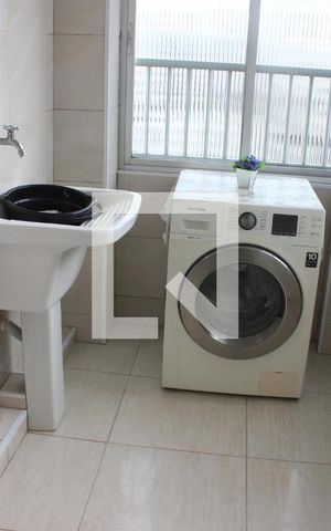 Apartamento para alugar com 200m², 3 quartos e 1 vagaÁrea de Serviço