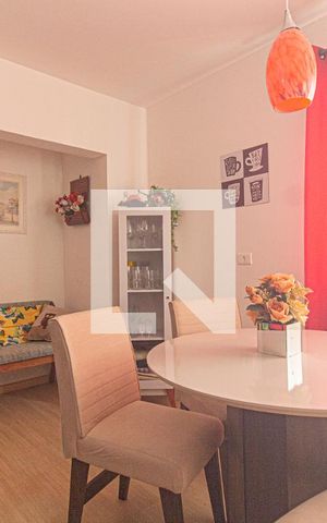 Apartamento para alugar com 75m², 3 quartos e 1 vagaSala