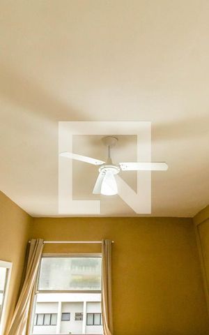 Studio para alugar com 31m², 1 quarto e 1 vagaSala/Quarto