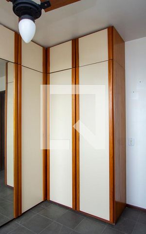 Apartamento à venda com 160m², 3 quartos e 2 vagas Apartamento à venda com 160m², 3 quartos e 2 vagasQuarto 1