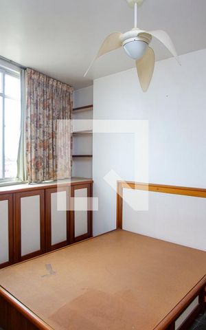 Apartamento à venda com 160m², 3 quartos e 2 vagas Apartamento à venda com 160m², 3 quartos e 2 vagasSuíte