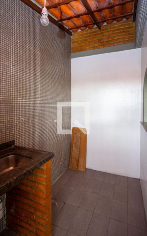 Apartamento à venda com 160m², 3 quartos e 2 vagas Apartamento à venda com 160m², 3 quartos e 2 vagasTerraço