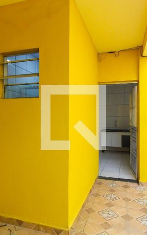 Casa para alugar com 50m², 2 quartos e sem vagaÁrea de Serviço