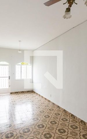Casa para alugar com 143m², 2 quartos e 1 vagaSala