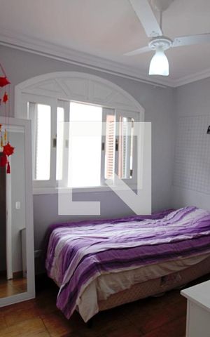 Casa à venda com 200m², 4 quartos e 2 vagas Casa à venda com 200m², 4 quartos e 2 vagasSuíte 2 - Americana
